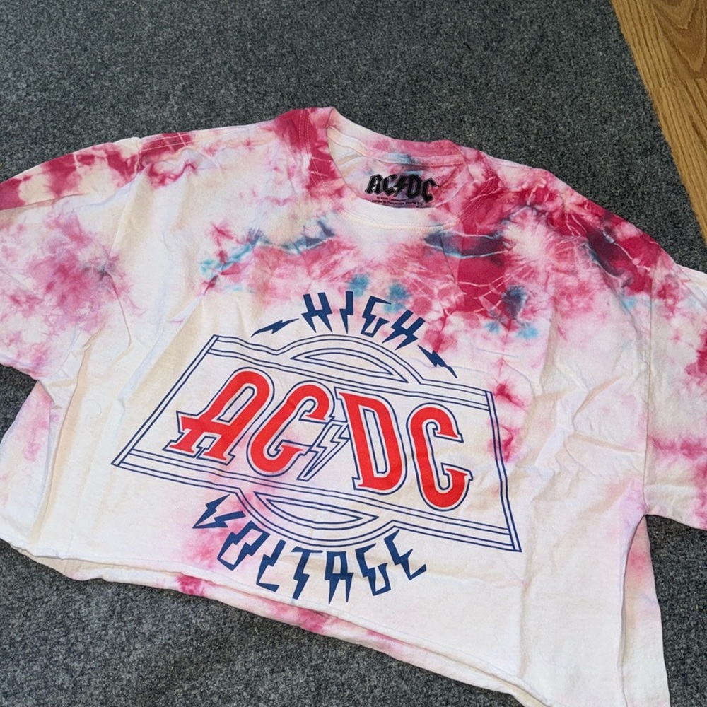 Cropped AC/DC band tee